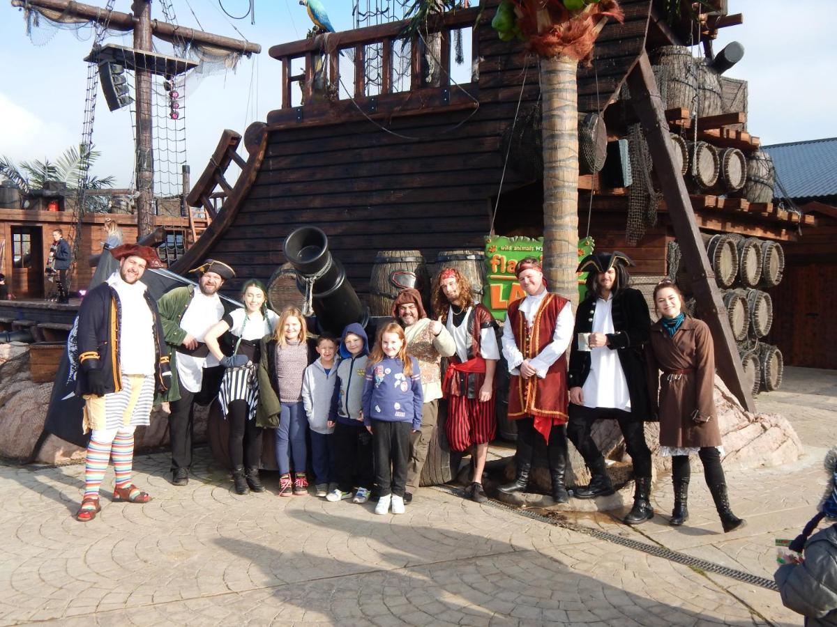 Flamingo Land - Cedar Wood Cw49 Hotel Kirby Misperton Bagian luar foto